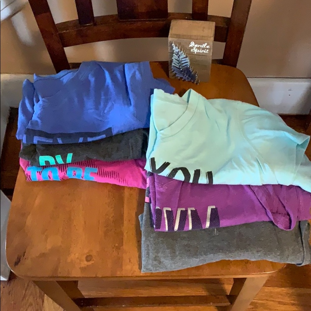 Lot of six large Tek Gear workout v-necks